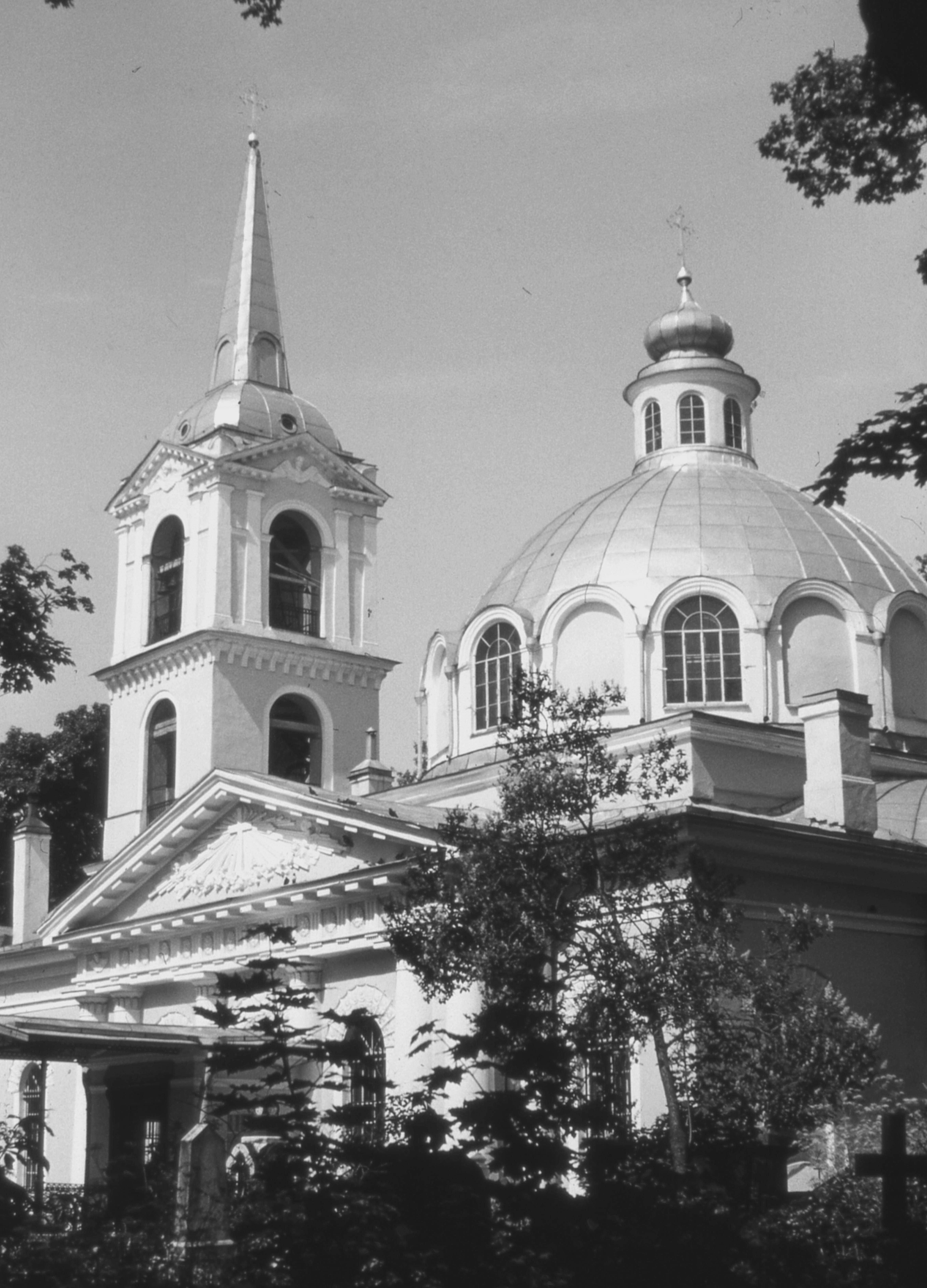 Смоленско-кладбищенская церковь